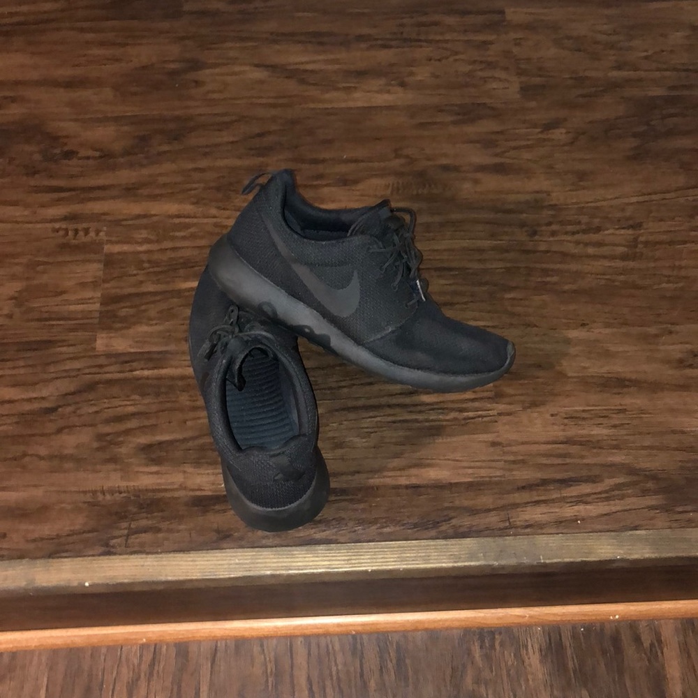 Nike shoes